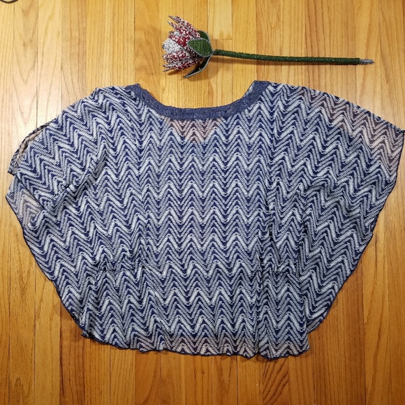 Olsenboye sheer butterfly sleeve blue top Sz M - Picture 2 of 5